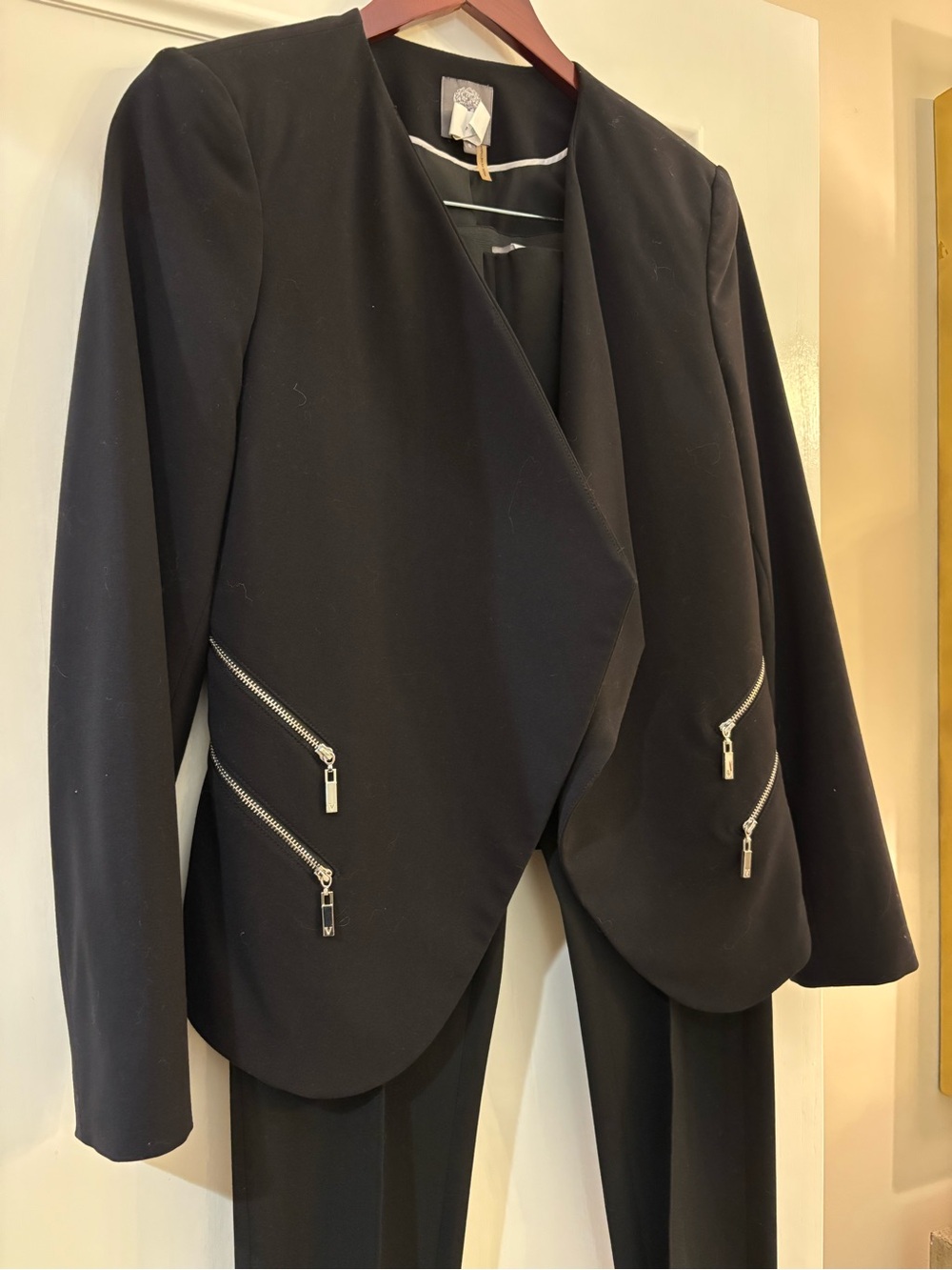 Vince Camuto Black Zip-Pocket Tailored Women's Pantsuit - Picture 3 of 7